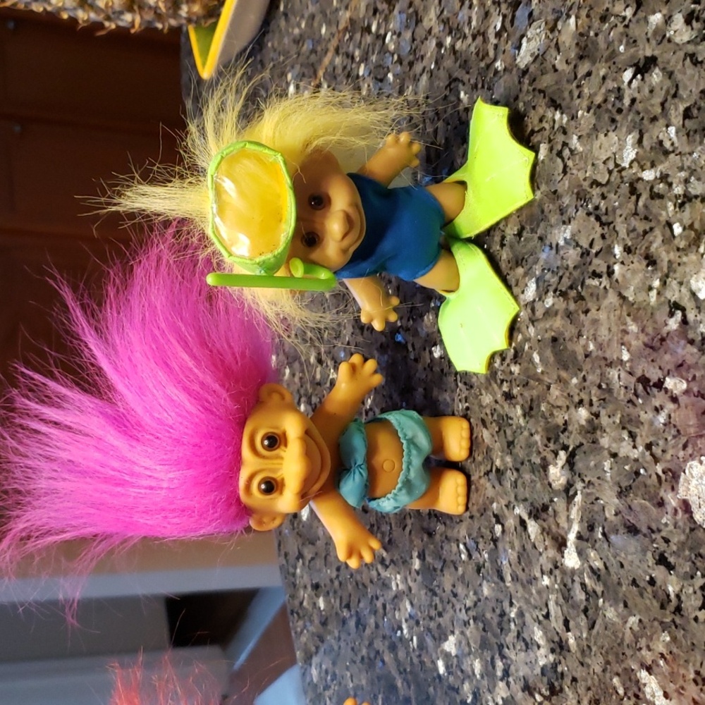 22 Colorful Troll Doll Collection - Picture 6 of 13